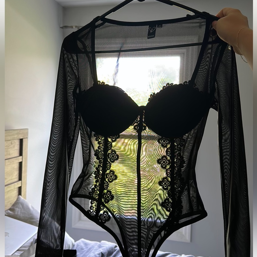 WINDSOR mesh black lace bodysuit